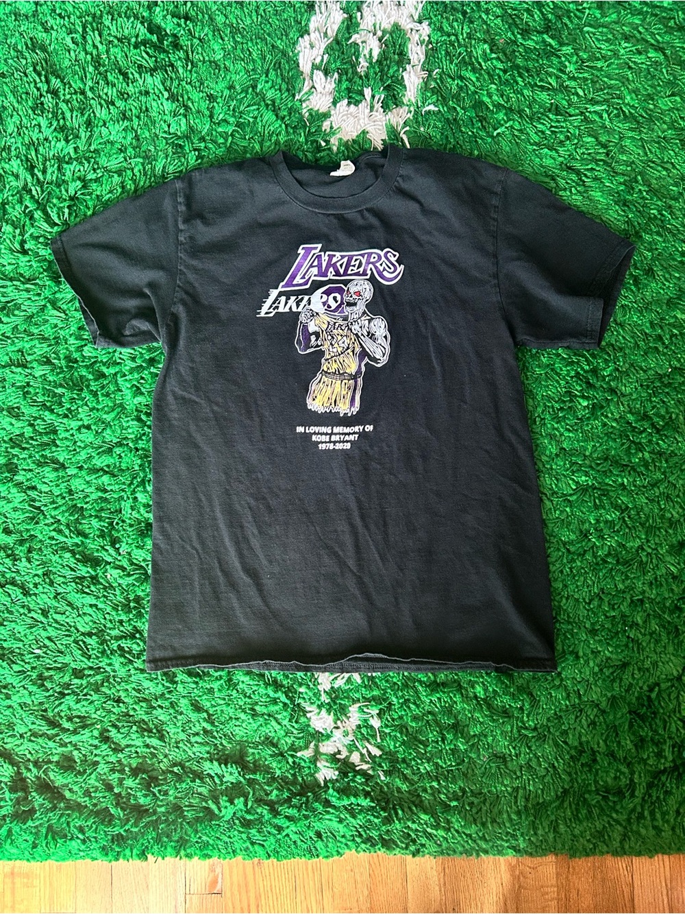 Warren Lotas Lakers Kobe Bryant